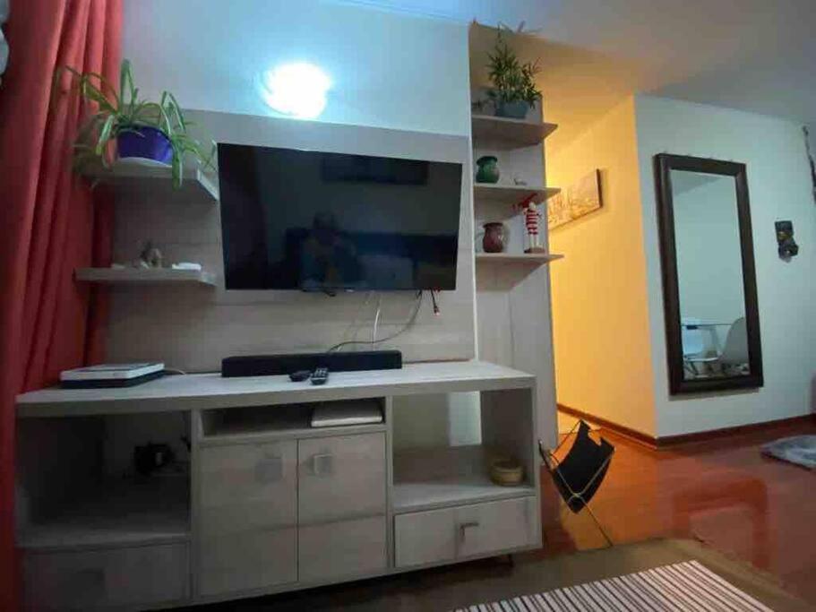 Апартаменты Comodo Departamento En El Centro De Stgo Сантьяго Экстерьер фото